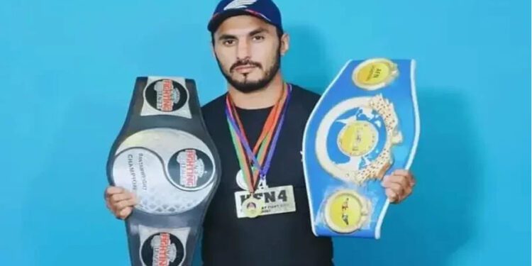 Karachi Chiawala Bakhat Muhammad wins international MMA fight in Iran