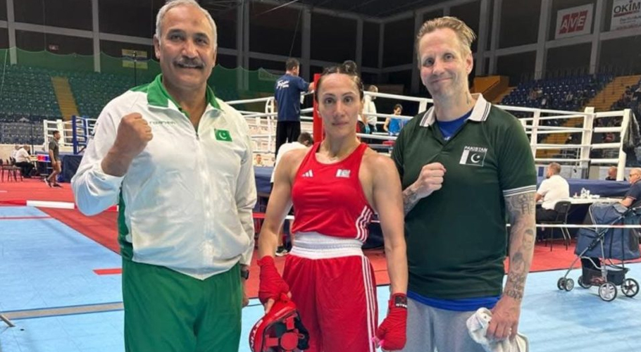 Pakistan’s Laura Akram clinches Bronze at World Boxing Challenge